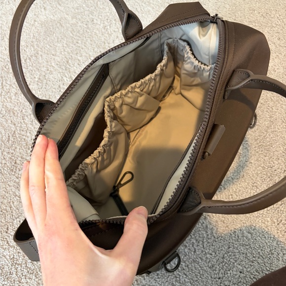 Mina Baie Emmy Nylon Mini - Picture 4 of 4